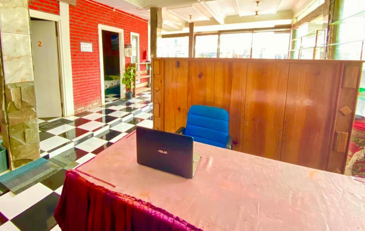 Homestay Batu Kelir Syariah Dieng Mitra Reddoorz Diyeng Exterior foto